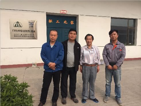 智利華商總會副會長參觀錨固劑自動化生産線實習基地